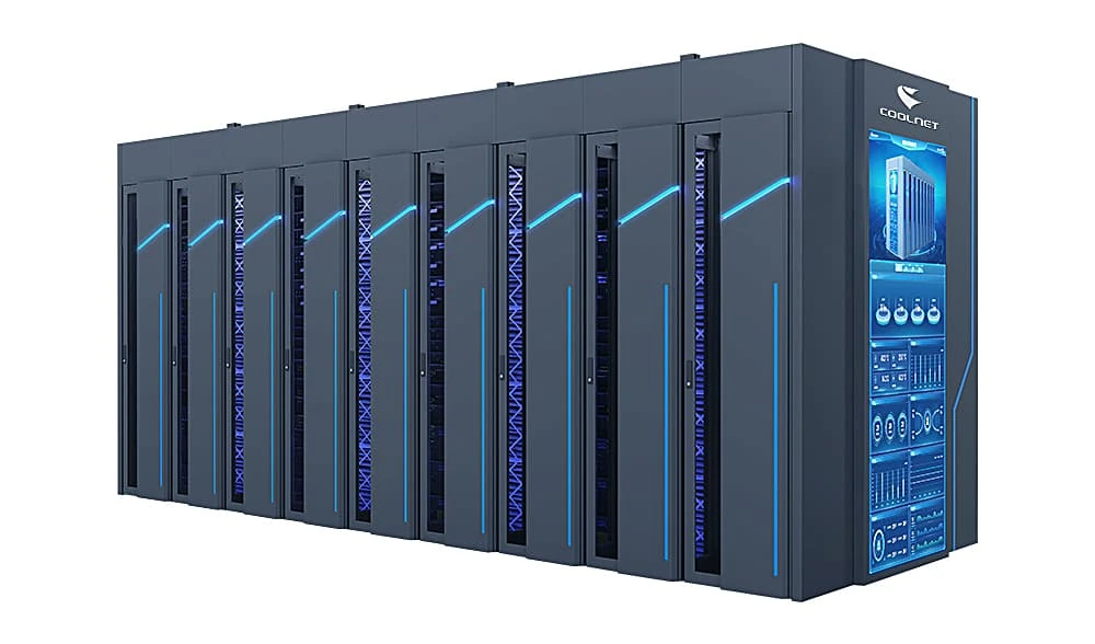 Coolnet computing pod with an enclosed cabinet row and integrated cooling